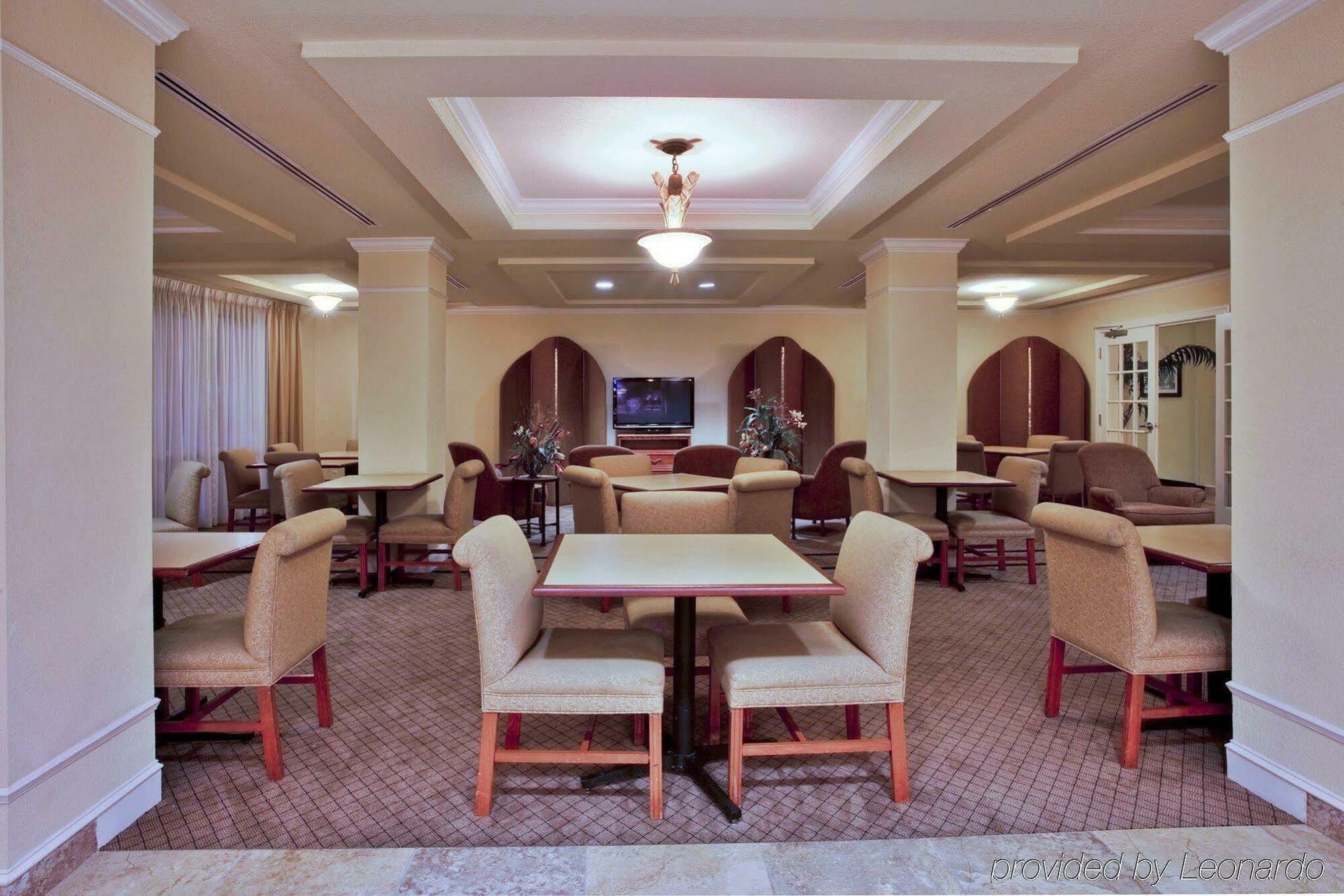 Holiday Inn Express Hotel & Suites Arcadia Restaurant bilde